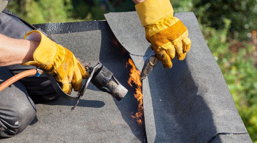 Professional gutter cleaning in George, IA